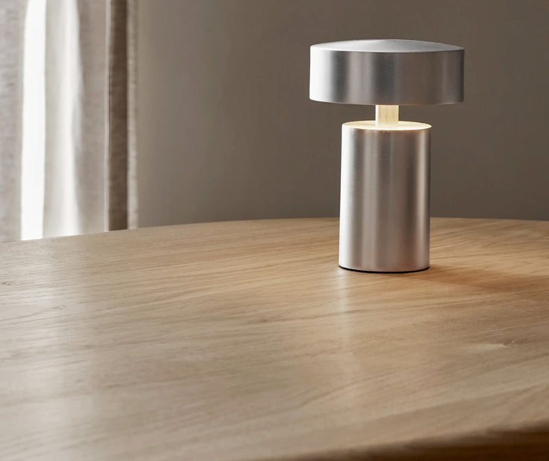 Column portative de table