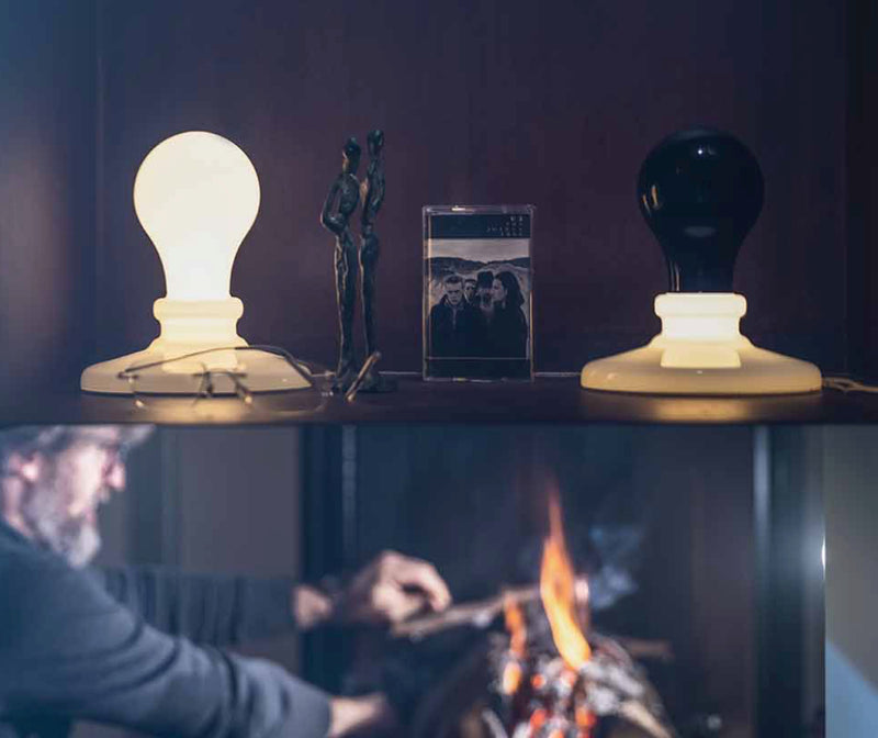 Light Bulb de table