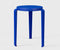LOU Klein Blue® tabouret en chêne