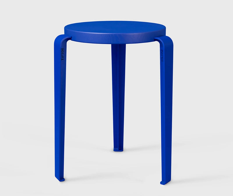 LOU Klein Blue® tabouret en chêne